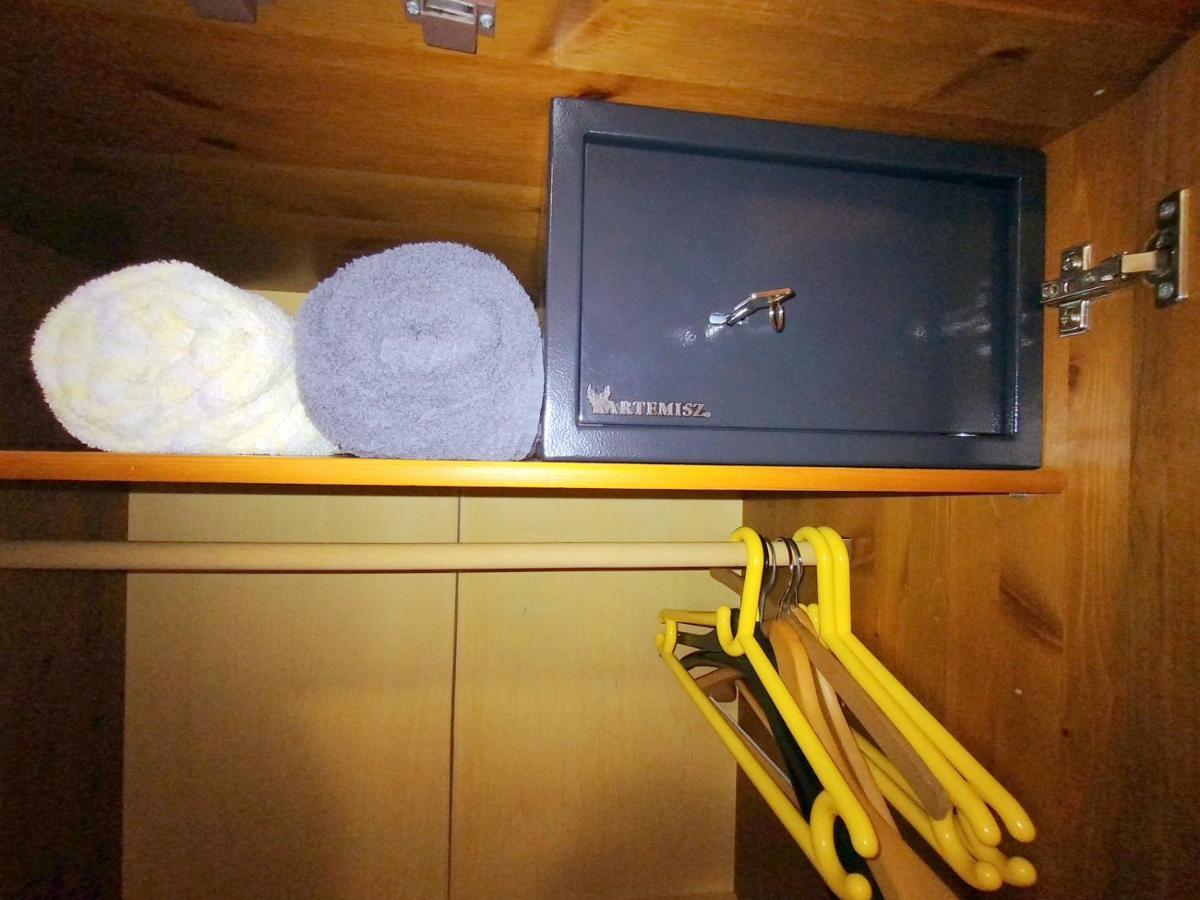 Burg Apartman Gyula Zewnętrze zdjęcie