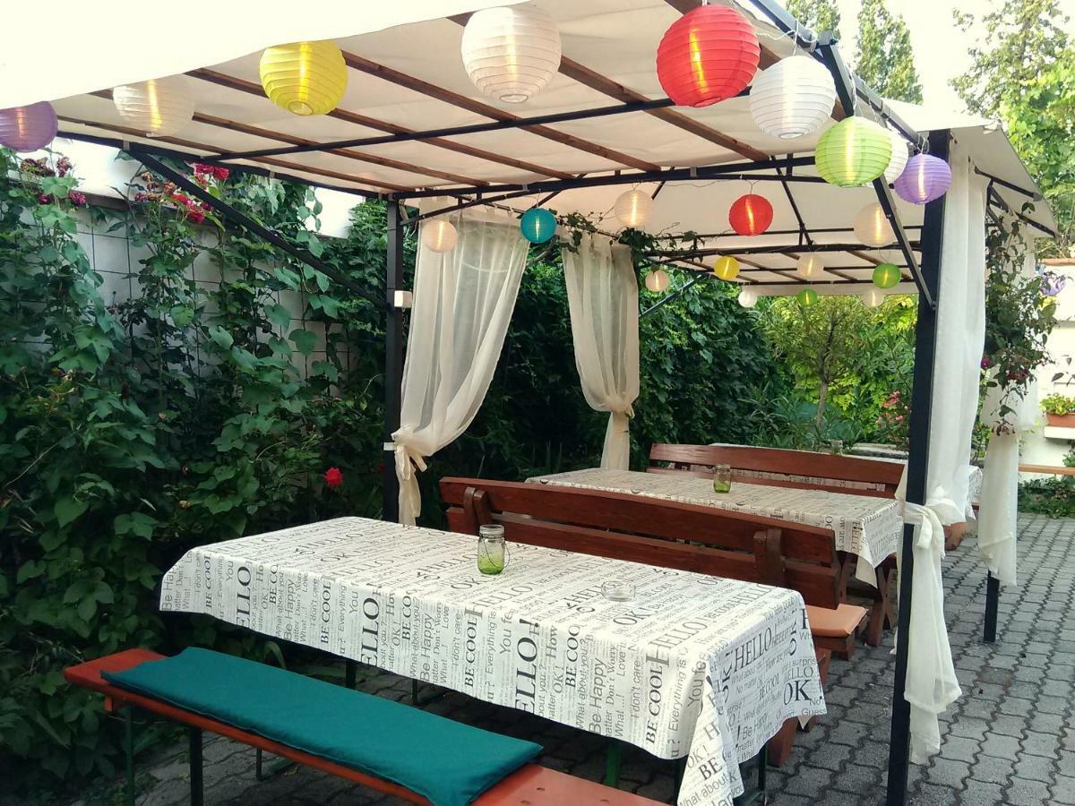 Burg Apartman Gyula Zewnętrze zdjęcie