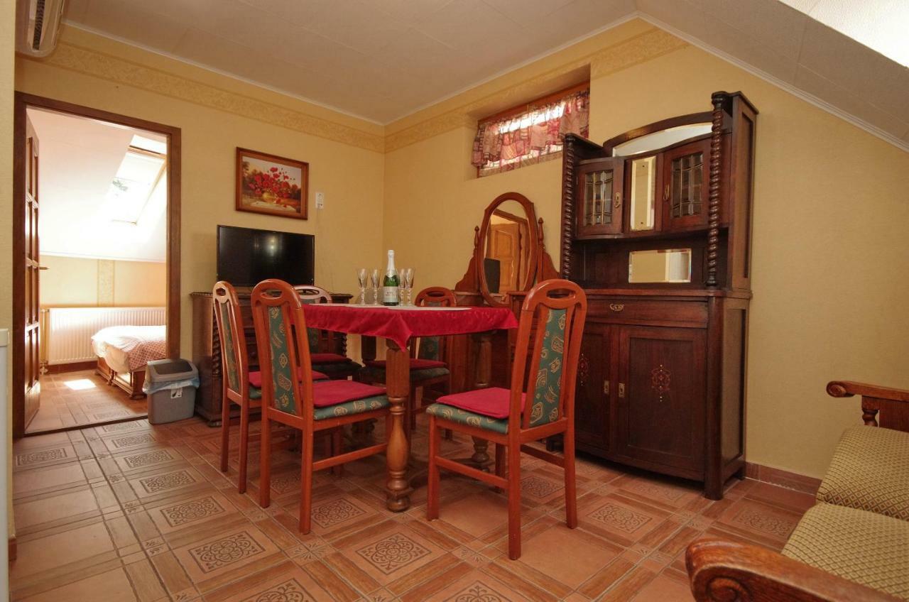 Burg Apartman Gyula Zewnętrze zdjęcie