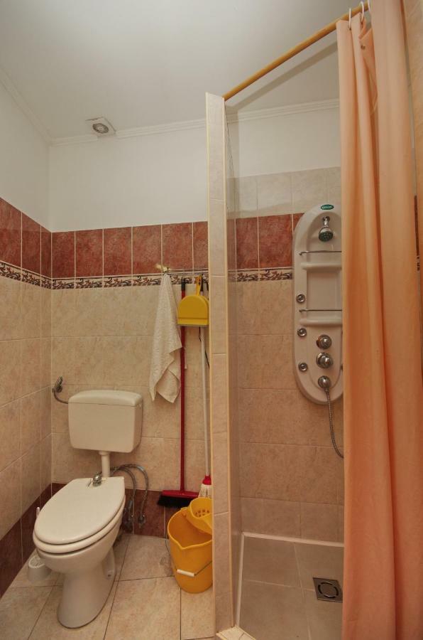 Burg Apartman Gyula Zewnętrze zdjęcie